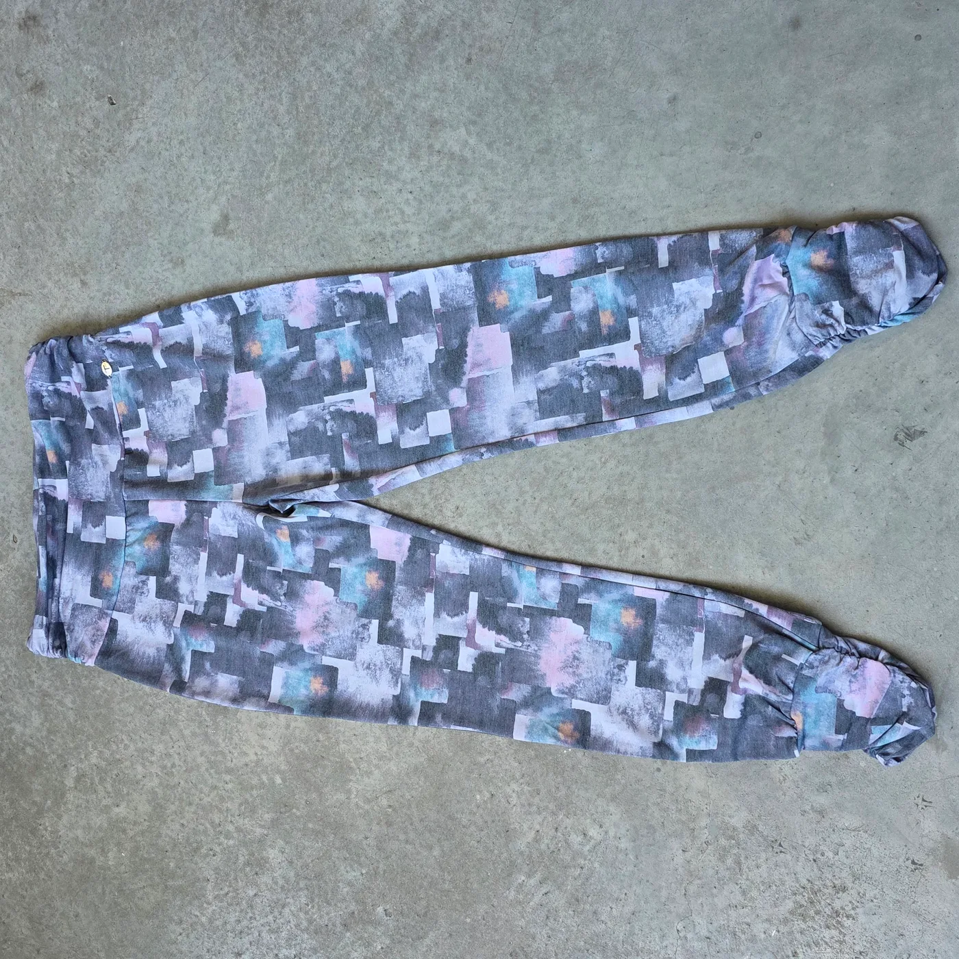 Calza Babucha con cuadros - Tahari Sport
